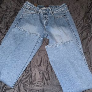 Aura short rise jeans